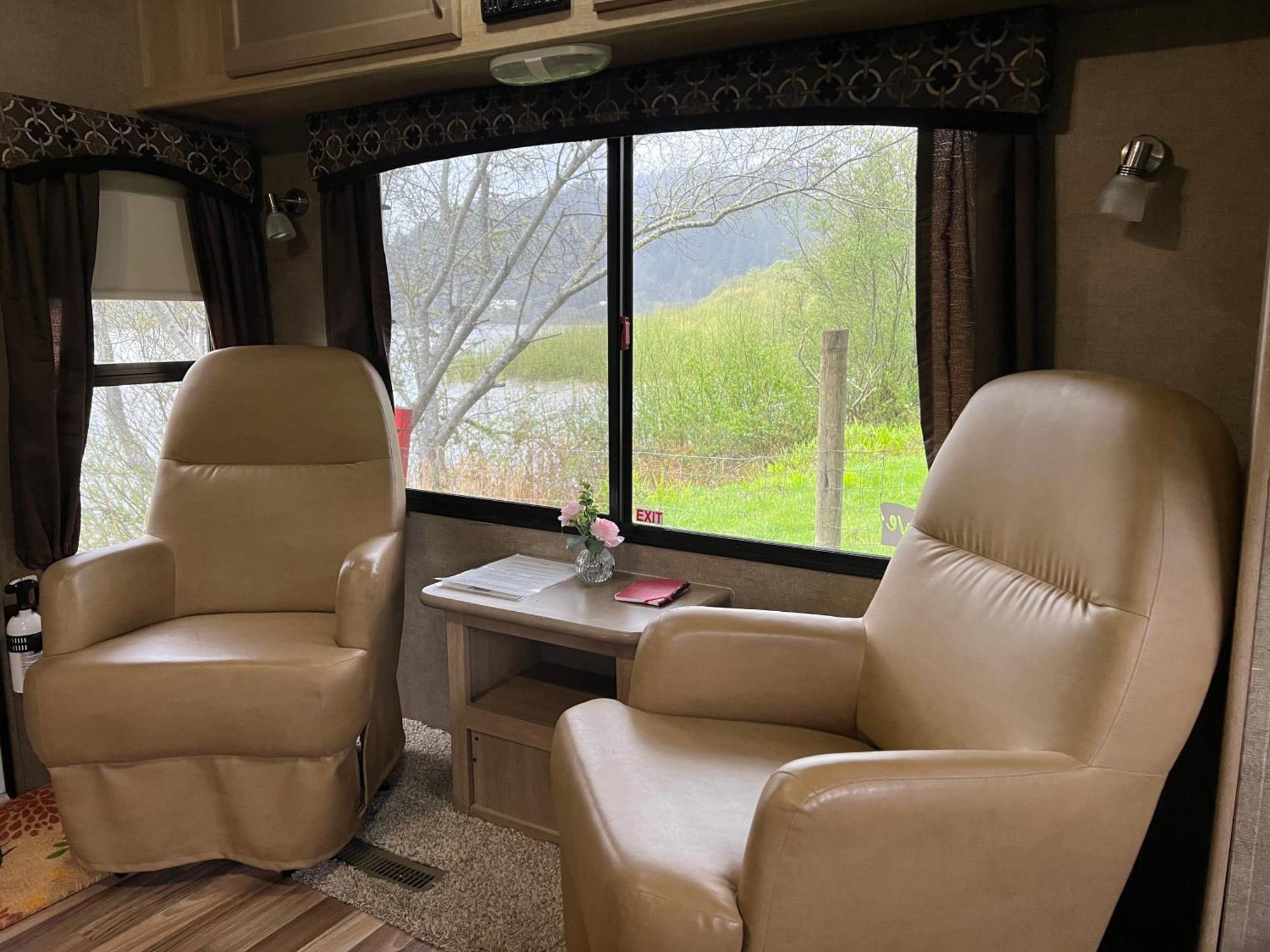 Surfside Glamping Camper Hotel Klamath Kültér fotó